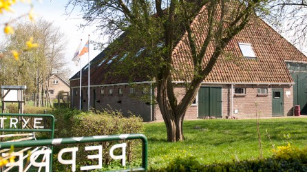 Trije Peppels header gebouw